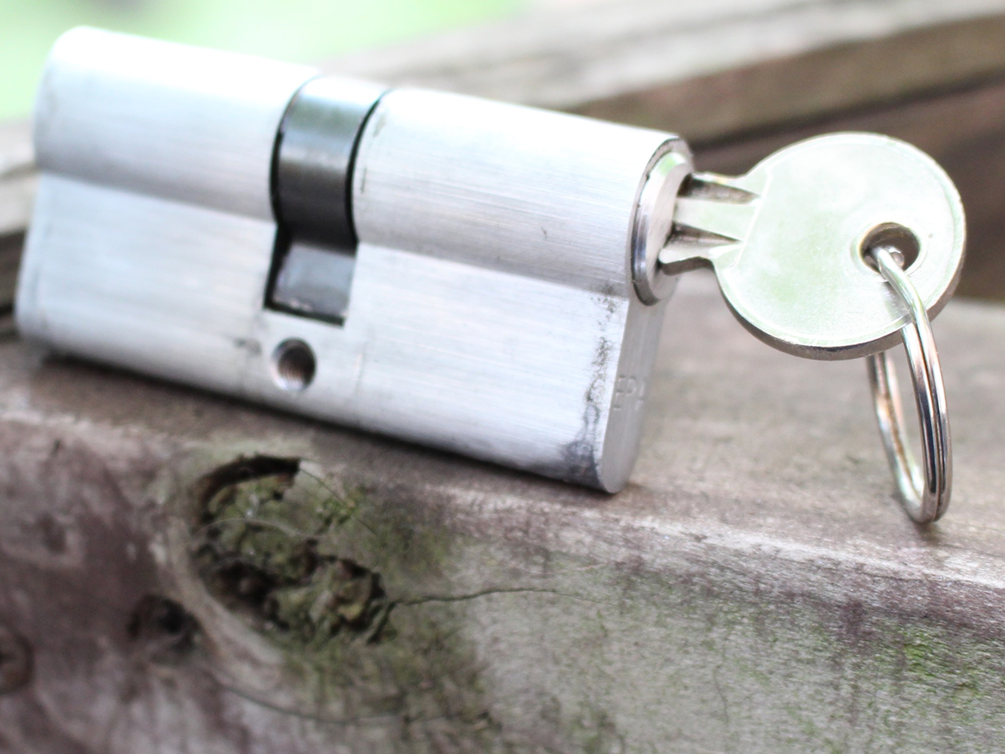 CV Locksmith Professional, courteous service is at hand; we are here to help, and special care is taken to ensure your door is not scratched or damaged once we leave. NO CALLOUT CHARGES! 07458 149 104