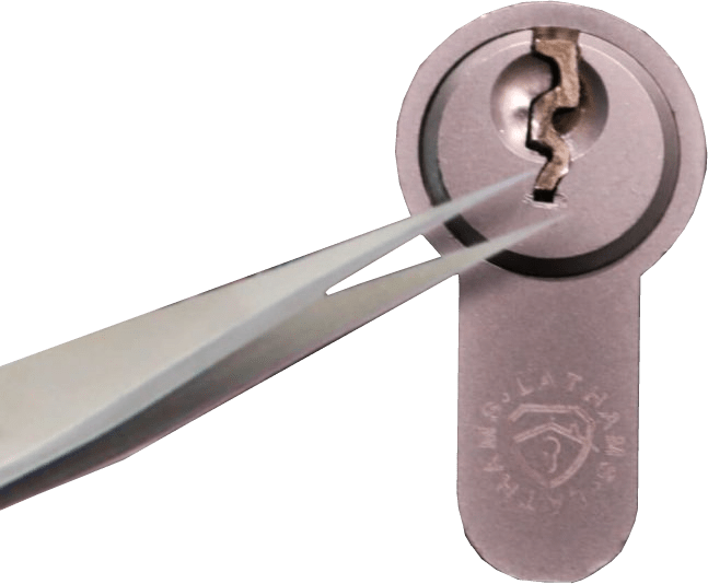 CV Locksmith Professional, courteous service is at hand; we are here to help, and special care is taken to ensure your door is not scratched or damaged once we leave. NO CALLOUT CHARGES! 07458 149 104