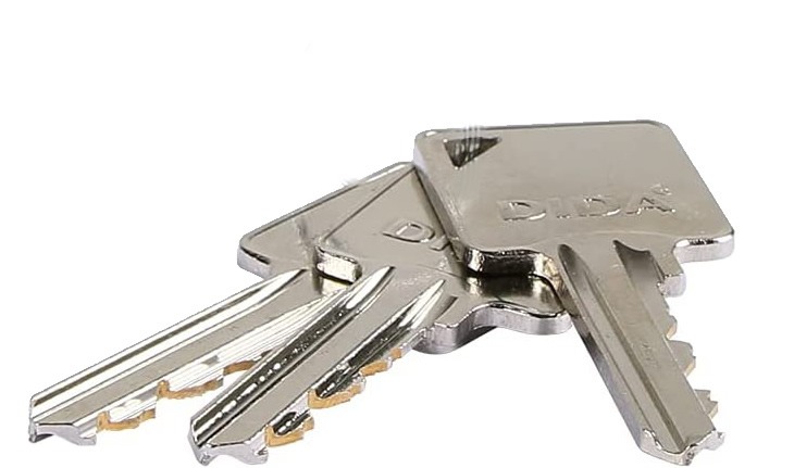 CV Locksmith Professional, courteous service is at hand; we are here to help, and special care is taken to ensure your door is not scratched or damaged once we leave. NO CALLOUT CHARGES! 07458 149 104